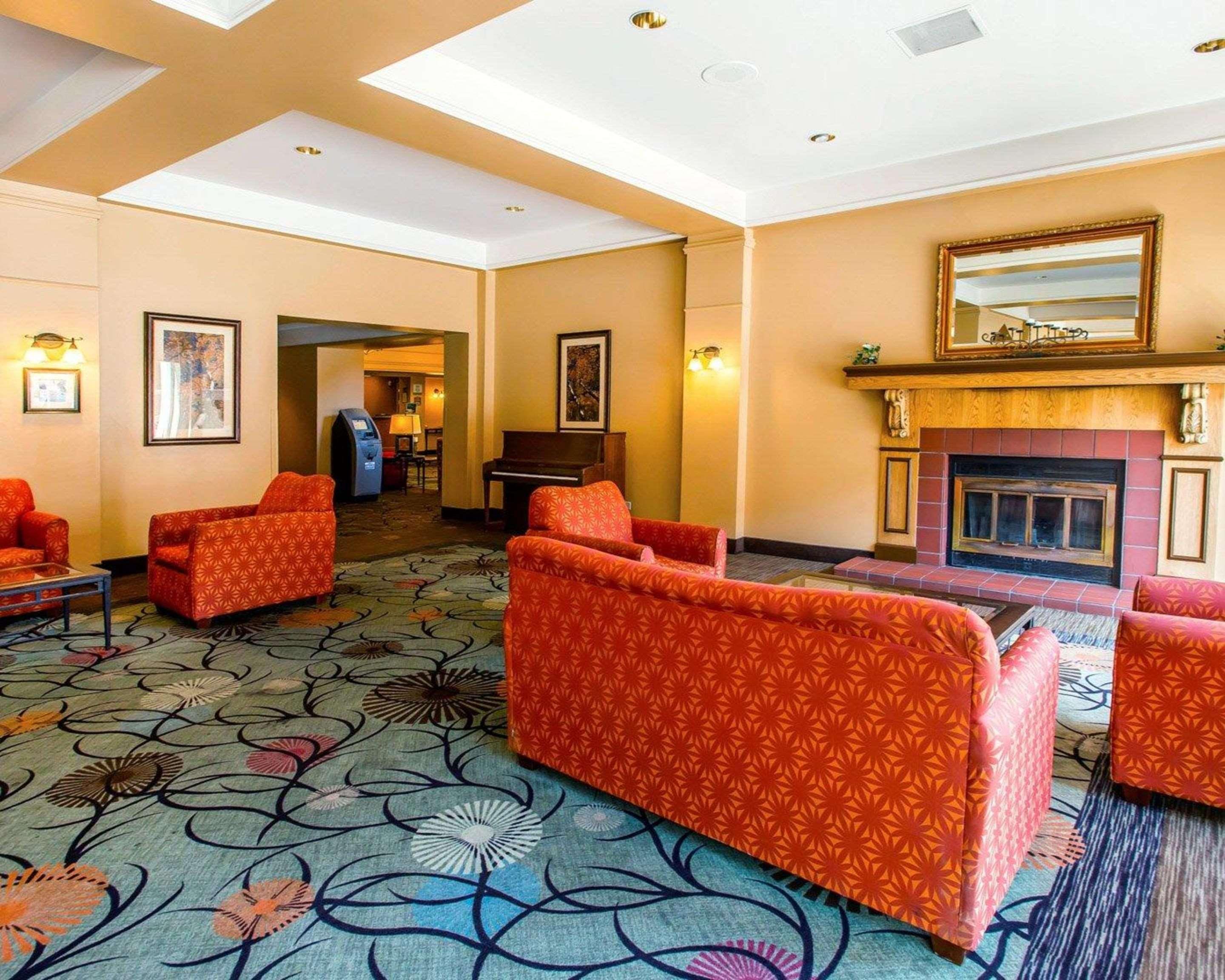 Quality Inn And Conference Center Greeley Downtown Εξωτερικό φωτογραφία