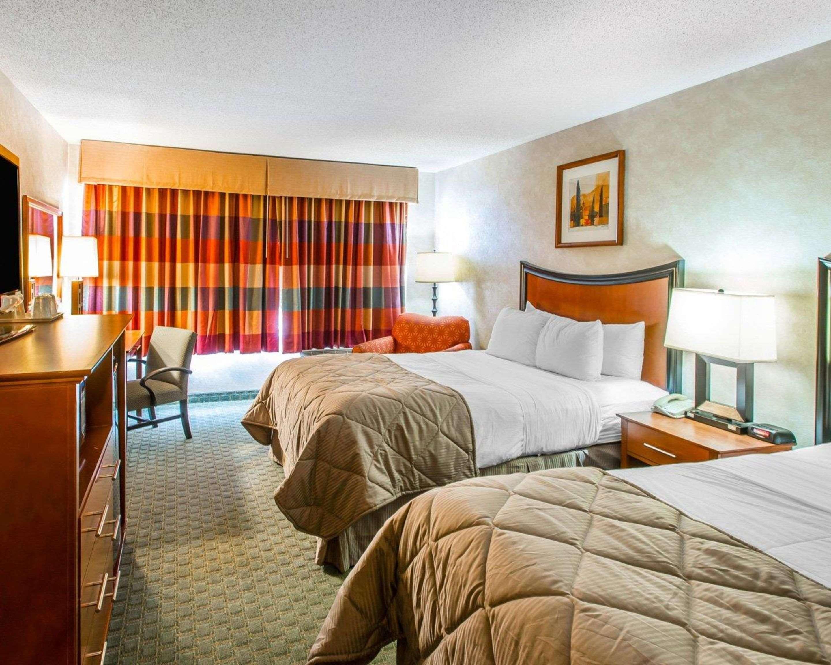 Quality Inn And Conference Center Greeley Downtown Εξωτερικό φωτογραφία