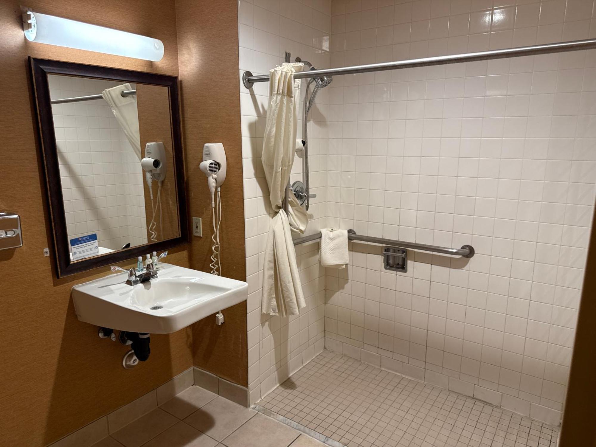 Quality Inn And Conference Center Greeley Downtown Εξωτερικό φωτογραφία