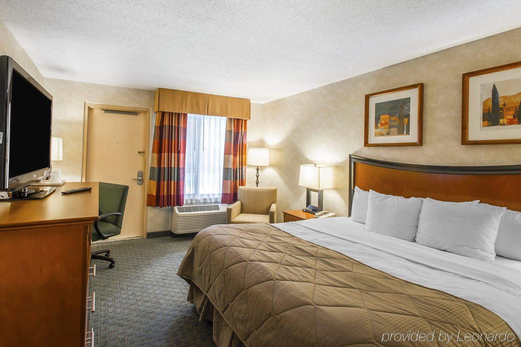 Quality Inn And Conference Center Greeley Downtown Εξωτερικό φωτογραφία