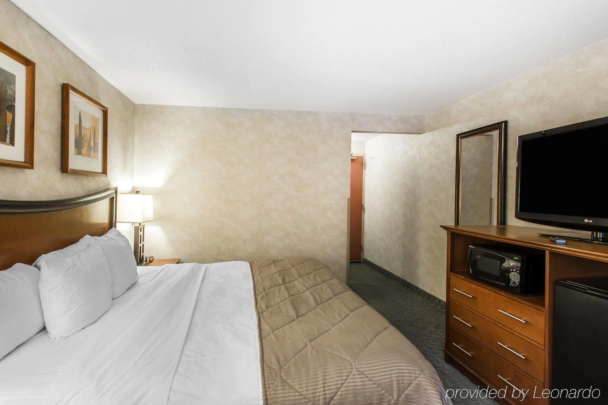 Quality Inn And Conference Center Greeley Downtown Εξωτερικό φωτογραφία